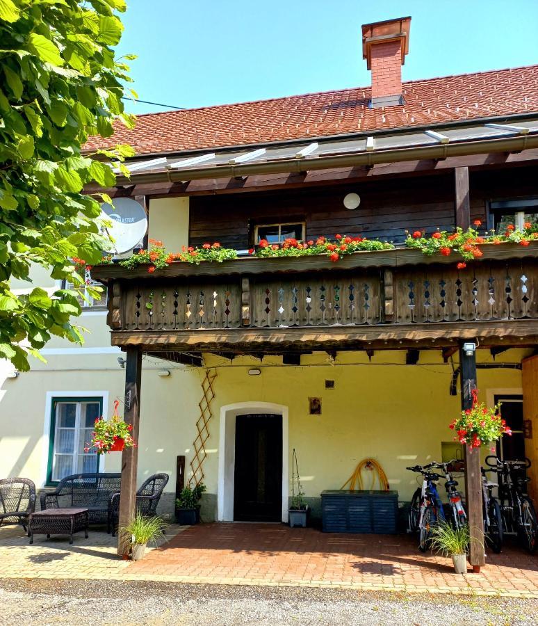 The Old School House Διαμέρισμα Hermagor-Pressegger See Εξωτερικό φωτογραφία